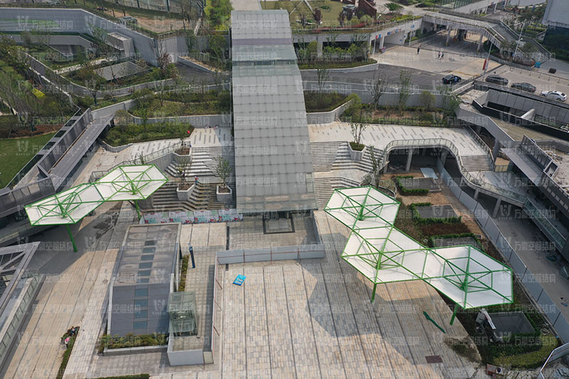 PTFE膜結(jié)構(gòu)冬季施工有哪些難題？為什么PTFE膜結(jié)構(gòu)工程在冬季施工會(huì)增加成本？