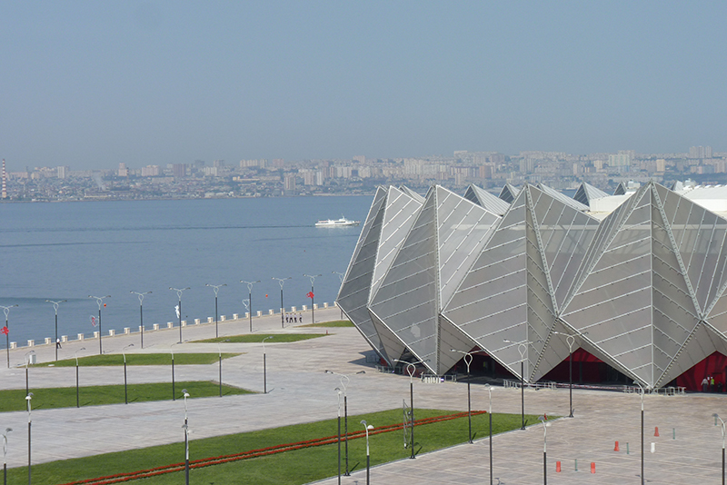 PTFE膜材有什么特點(diǎn)？為什么ptfe膜結(jié)構(gòu)被稱(chēng)為永久膜結(jié)構(gòu)？