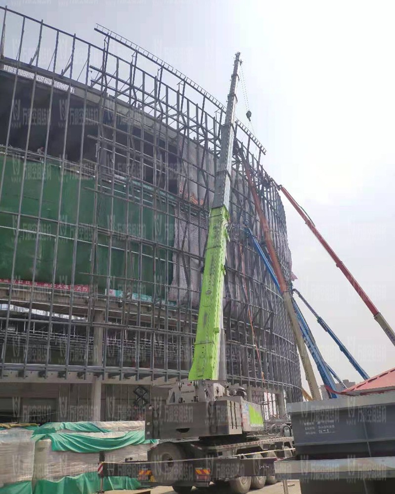 紹興國際會展中心一期B區(qū)會議中心PTFE膜結(jié)構工程火熱拼裝、吊裝中