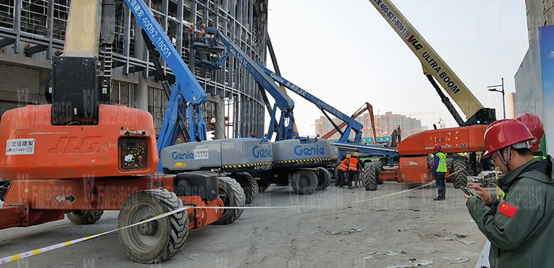 紹興國際會展中心一期B區(qū)會議中心PTFE膜結(jié)構工程火熱拼裝、吊裝中