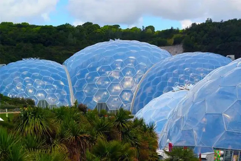 單層ETFE膜結(jié)構(gòu)與氣枕ETFE膜結(jié)構(gòu)有什么區(qū)別？ETFE膜結(jié)構(gòu)經(jīng)典案例有哪些？