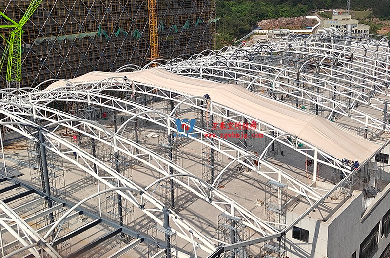 勞動(dòng)最光榮，致敬一線工作者！