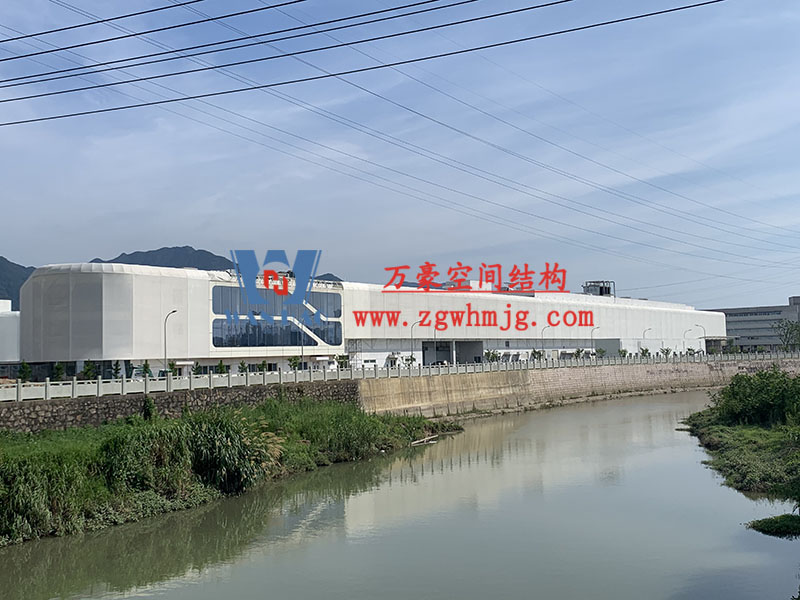 寧波益富樂(lè)公司新廠(chǎng)房外立面PTFE網(wǎng)格膜結(jié)構(gòu)工程