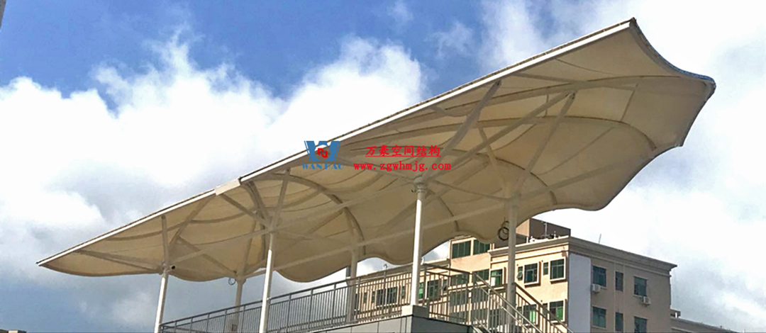 膜結(jié)構(gòu)遮陽(yáng)雨棚受歡迎的主要原因是什么？