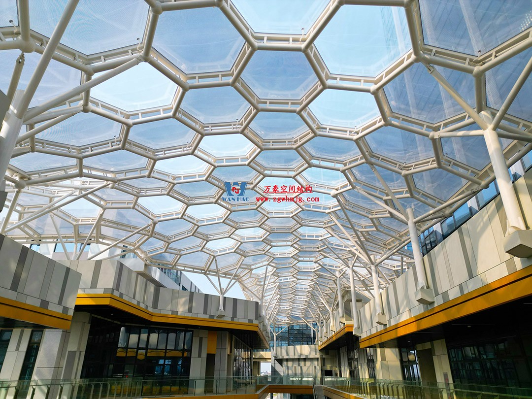 已完工，這個ETFE氣枕商業(yè)天幕閃亮登場！