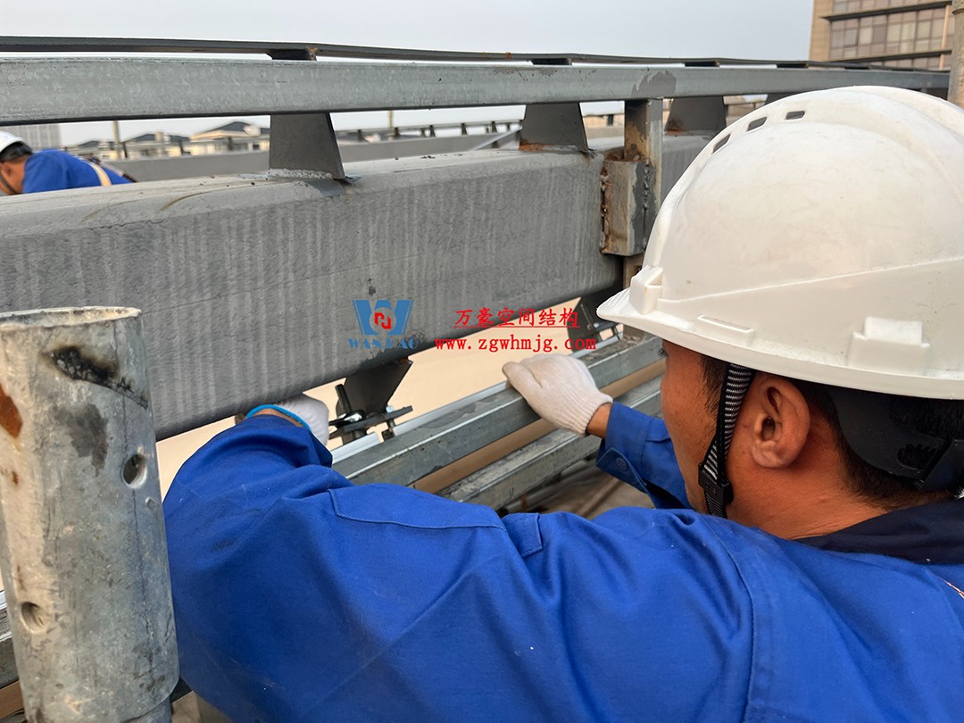 蘇州東環(huán)路人行天橋ptfe膜結構