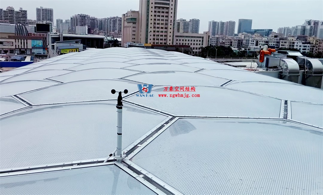茂名總匯天街ETFE氣枕商業(yè)天幕，打造光影藝術(shù)“場(chǎng)景”