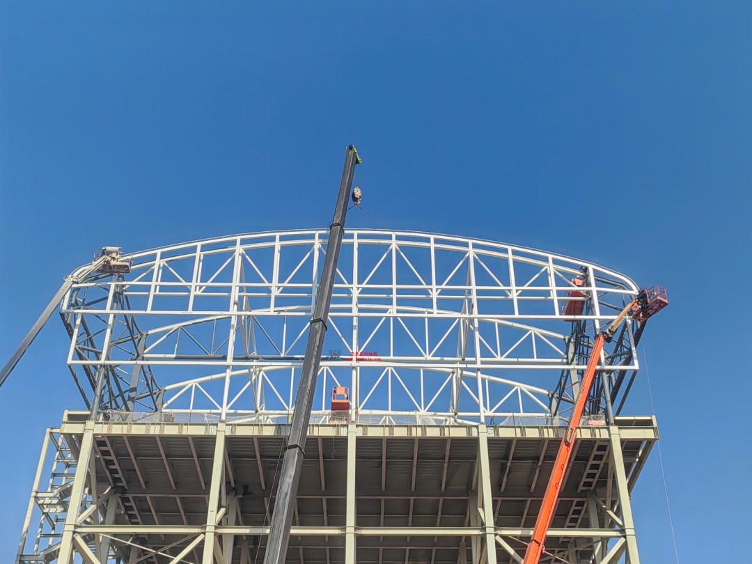 馭風(fēng)逐沙，織就賽道美學(xué)——比亞迪紹興嵊州賽車場(chǎng)干拔沙坡觀景平臺(tái)鋼膜結(jié)構(gòu)