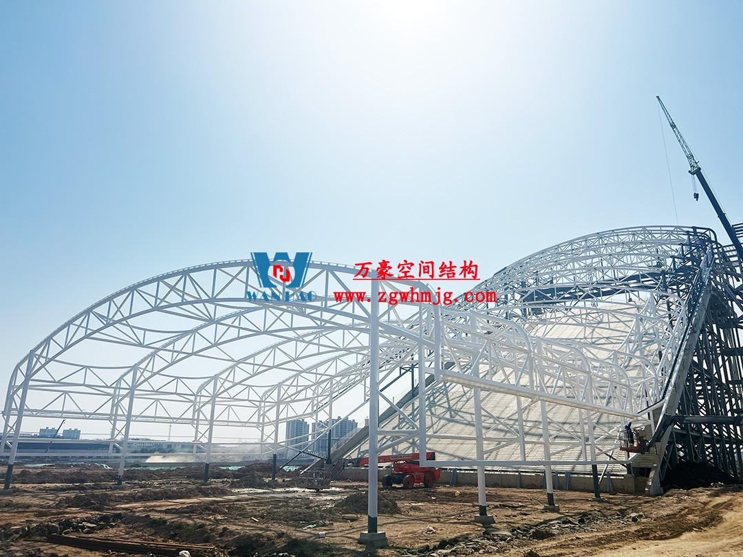 比亞迪紹興嵊州賽車場干拔沙坡觀景平臺(tái)鋼結(jié)構(gòu)項(xiàng)目