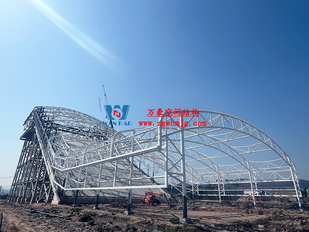 比亞迪紹興嵊州賽車場干拔沙坡觀景平臺(tái)鋼結(jié)構(gòu)項(xiàng)目