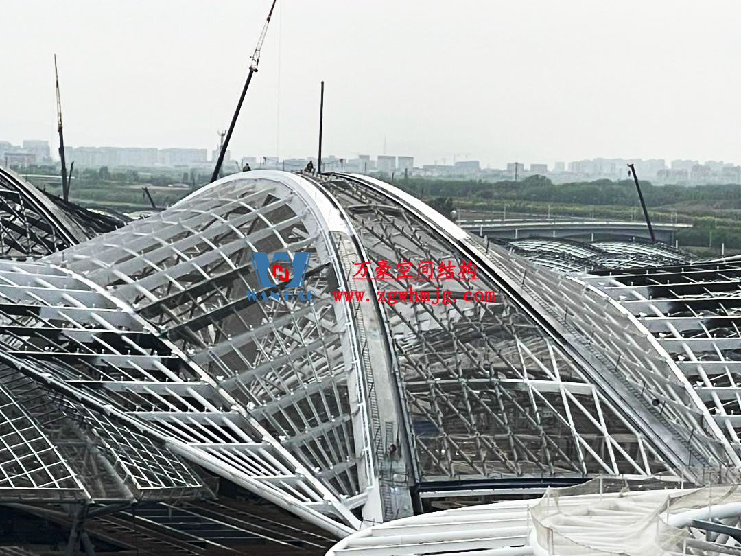 鄭州中原高鐵港數(shù)字展貿城ETFE膜結構 PTFE膜結構項目