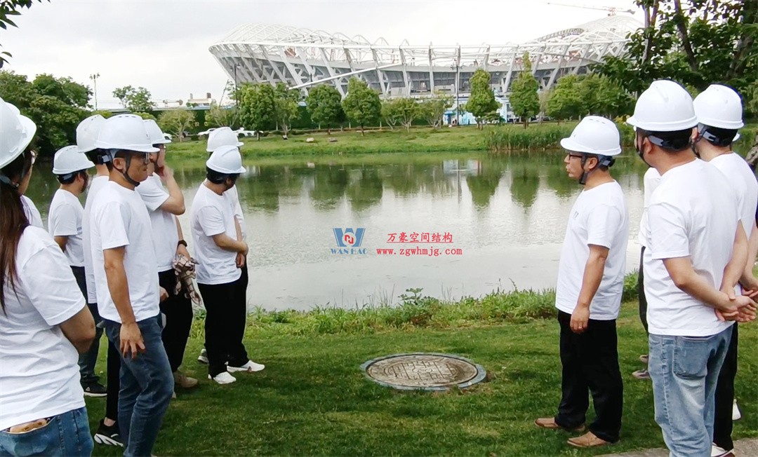 標(biāo)桿引領(lǐng)，智啟未來——萬豪集團(tuán)營(yíng)銷、設(shè)計(jì)與技術(shù)骨干共赴無錫奧體中心，現(xiàn)場(chǎng)觀摩學(xué)習(xí)解鎖“創(chuàng)新密碼”