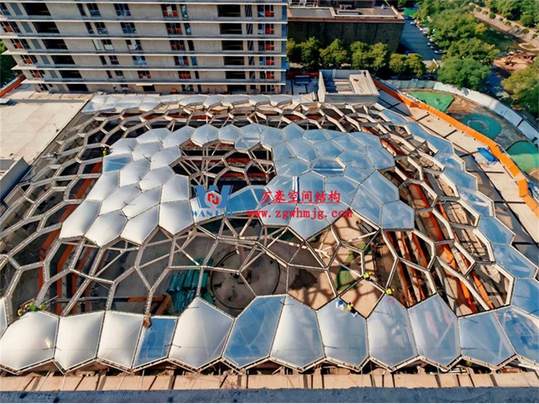 安吉縣昌碩小區(qū)地塊房產(chǎn)開(kāi)發(fā)項(xiàng)目ETFE天幕