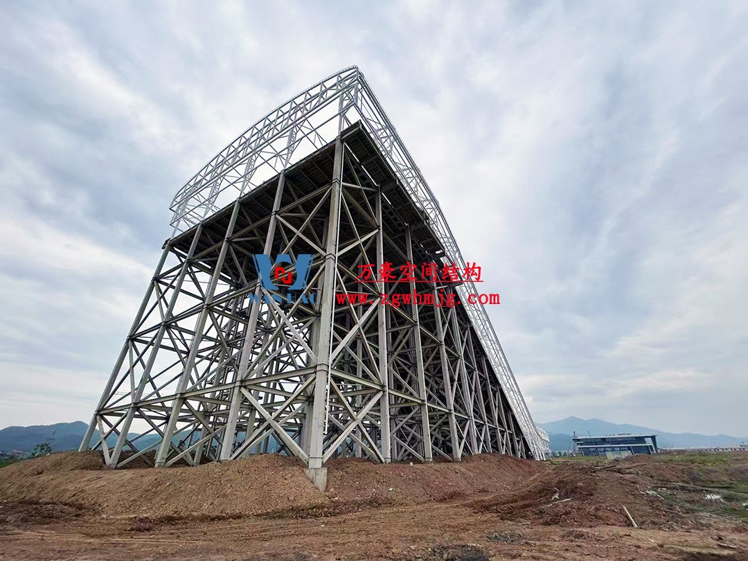 比亞迪紹興嵊州賽車場干拔沙坡觀景平臺(tái)鋼結(jié)構(gòu)項(xiàng)目