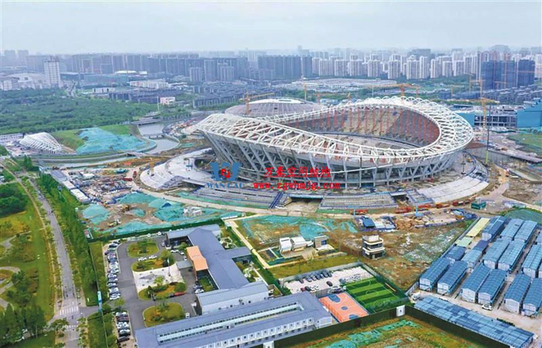 無錫奧體中心體育場ETFE膜首吊成功，太湖畔將閃耀“生態(tài)之光”