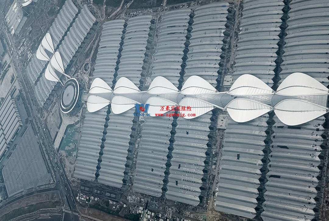 鄭州中原高鐵港數(shù)字展貿(mào)城ETFE PTFE膜結(jié)構(gòu)項(xiàng)目