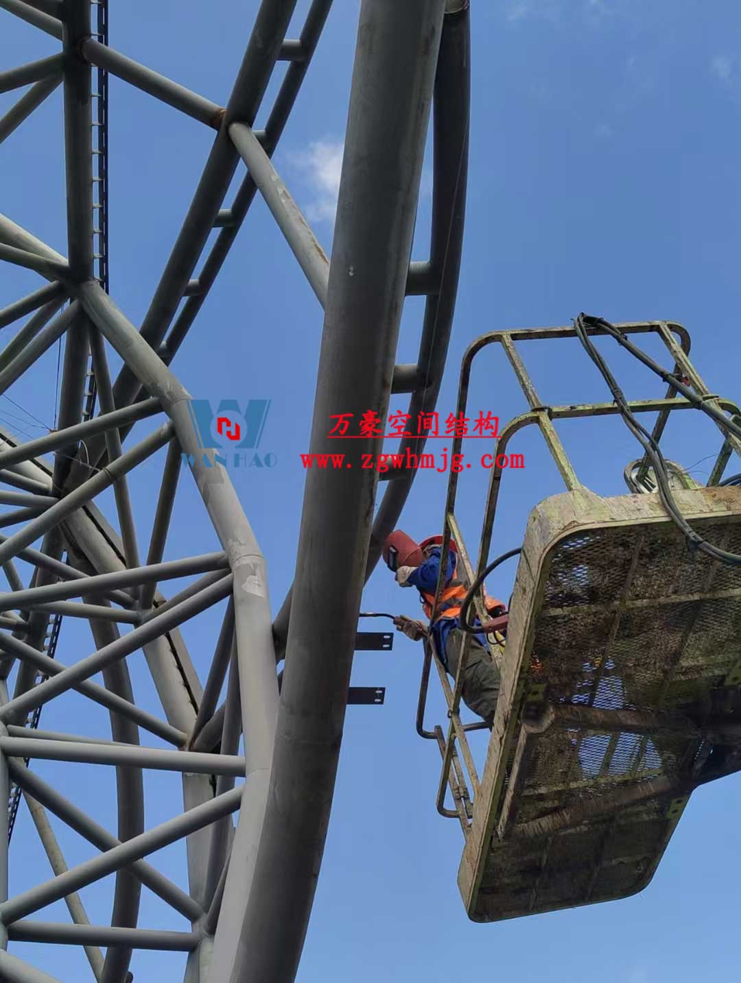 瑞麗國(guó)際文體中心建設(shè)項(xiàng)目體育場(chǎng)屋面膜結(jié)構(gòu)工程