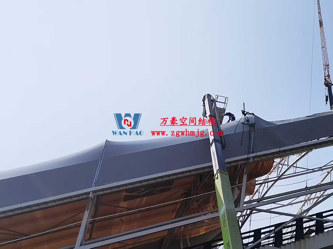 比亞迪紹興嵊州賽車場干拔沙坡觀景平臺PTFE膜結(jié)構(gòu)