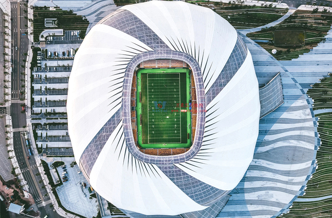 2026 中超球場(chǎng)巡禮?重慶篇｜身披 ETFE「科技薄紗」，龍興足球場(chǎng)點(diǎn)亮山城足球新未來(lái)！