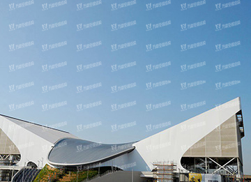 膜結(jié)構(gòu)工程建筑加工安裝時有哪些規(guī)范事項(xiàng)需要注意？