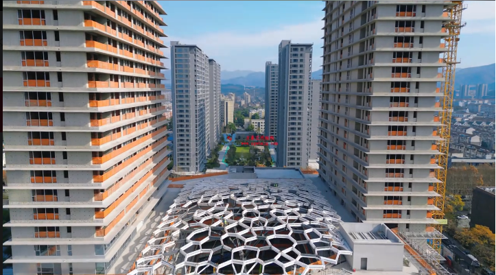 安吉縣昌碩小區(qū)地塊ETFE鋼膜結構天幕