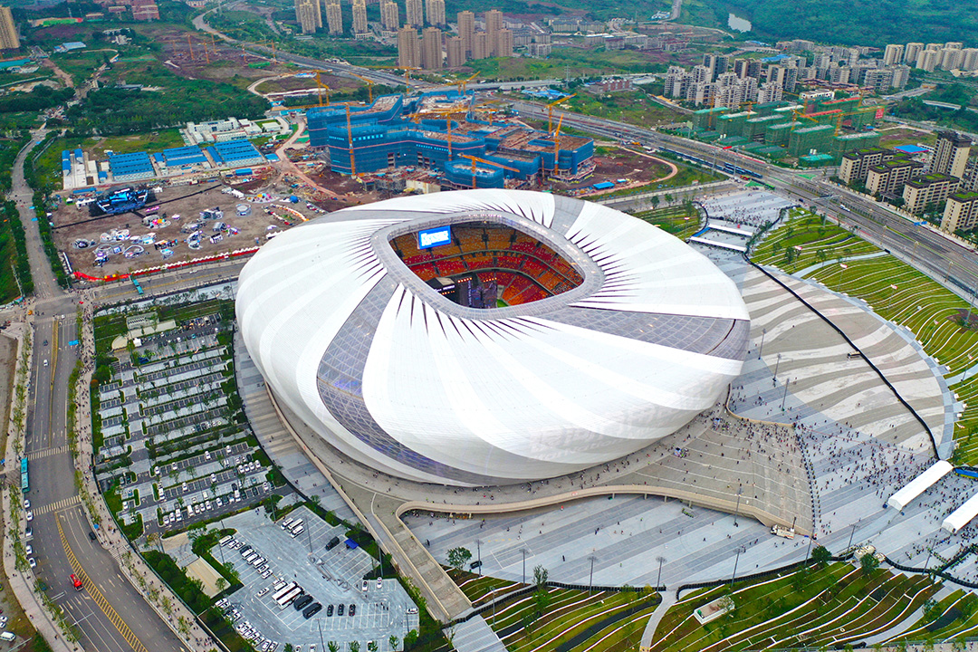 2026 中超球場(chǎng)巡禮?重慶篇｜身披 ETFE「科技薄紗」，龍興足球場(chǎng)點(diǎn)亮山城足球新未來(lái)！